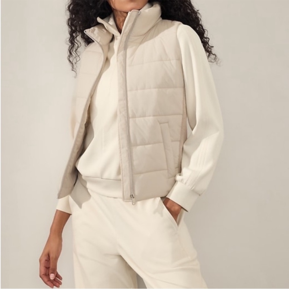 Athleta Incline Hybrid Vest in Abalone Wool Blend M